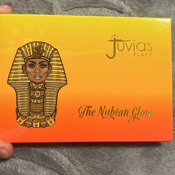 Juvias The Nubian Glow Palette - Picture 2 of 2